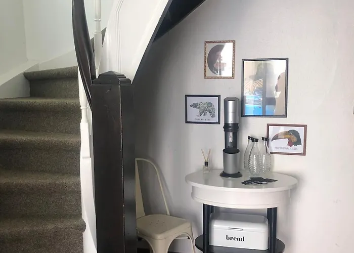 Cozy, Centrally Located Apartment Niederdorla